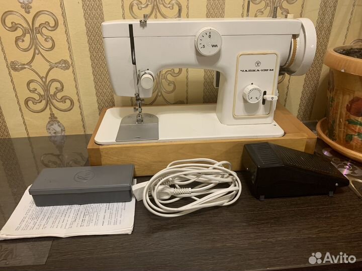 Швейная машина Чайка 132м