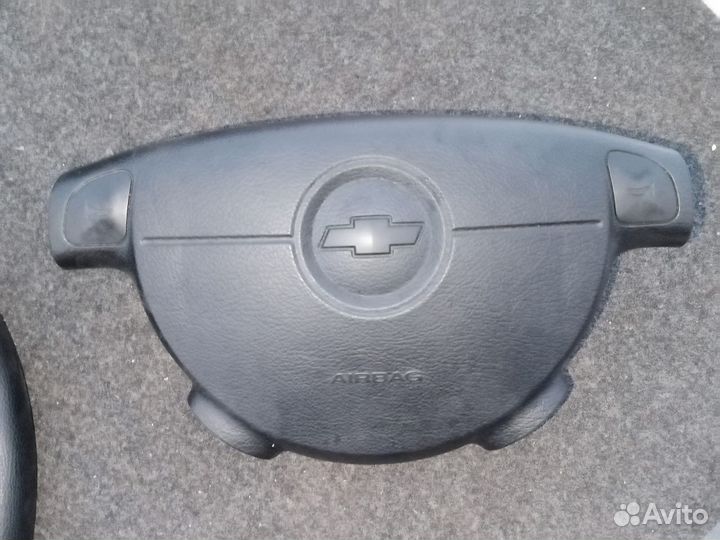 Подушка безопасности Лачетти пассажира