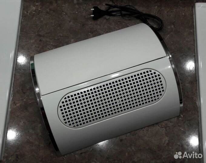 Пылесос вытяжка маникюрный 40 Вт