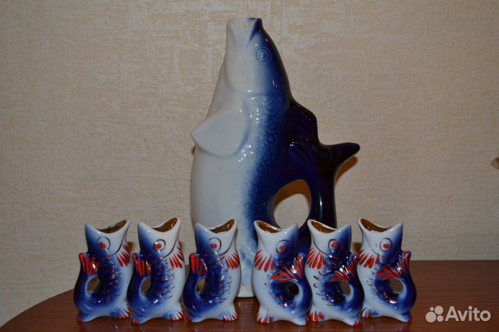 Фарфоровые статуэтки. Рыбки и рюмки. зхк
