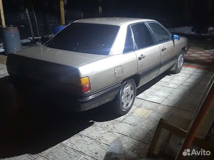 Audi 100 1.8 МТ, 1986, 400 000 км