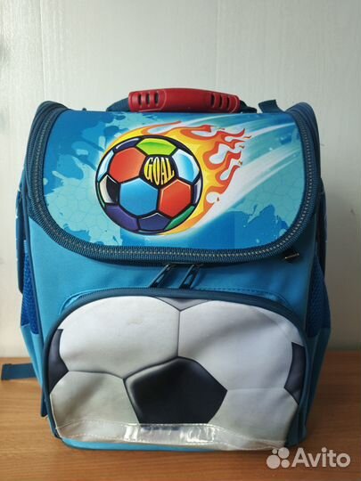 Портфель школьный для мальчика