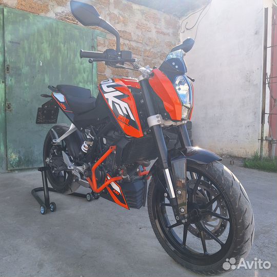 KTM duke 200 ABS