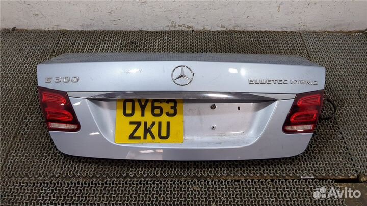 Фонарь крышки багажника Mercedes E W212, 2013