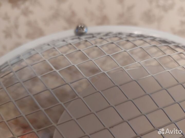 Настольный вентилятор Scarlett