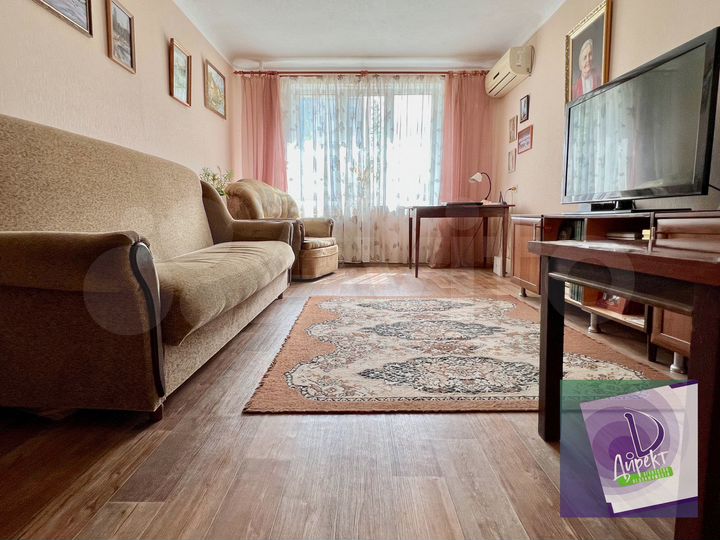 2-к. квартира, 53 м², 1/5 эт.