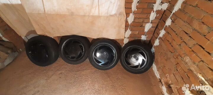 Комплект дисков с резиной