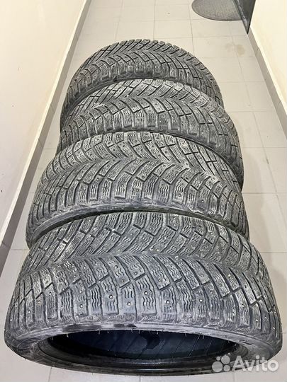 Michelin X-Ice North 4 235/45 R18 98