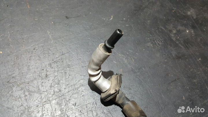 Трубка вакуумная Porsche Cayenne 958 3.0 hybrid AT