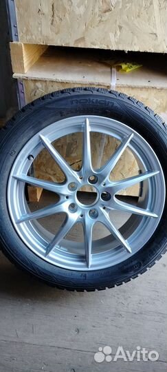 Nokian Tyres Hakkapeliitta R2 205/50 R17 93R