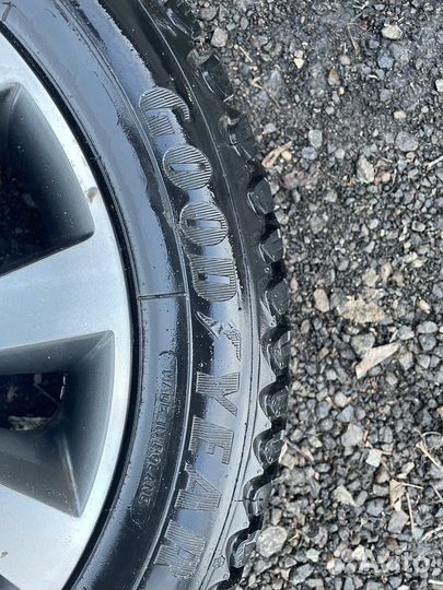 Goodyear UltraGrip 2 195/55 R16
