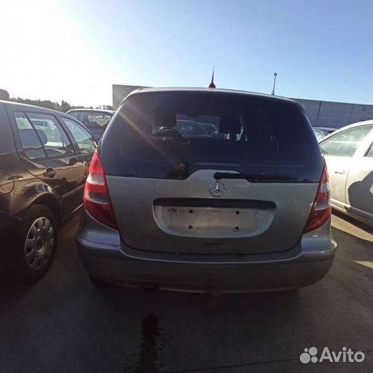 Трубка сцепления Мерседес Бенц W169 W245 04г