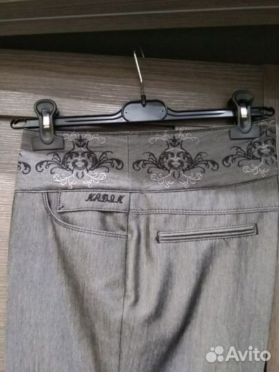 Костюм брючный