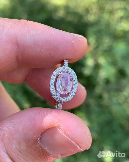 Кольцо с сапфиром