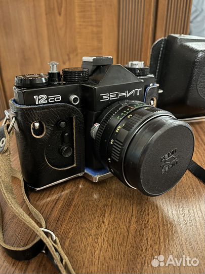 Пленочеый фотоаппарат Зенит 12сд