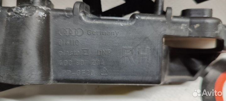 Крепление бампера переднее правое Audi A6 4G CGW