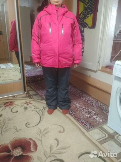 Женский костюм