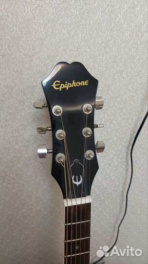 Электроакустическая гитара Epiphone