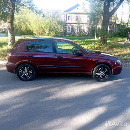 Nissan Almera 1.5 МТ, 2004, 240 000 км