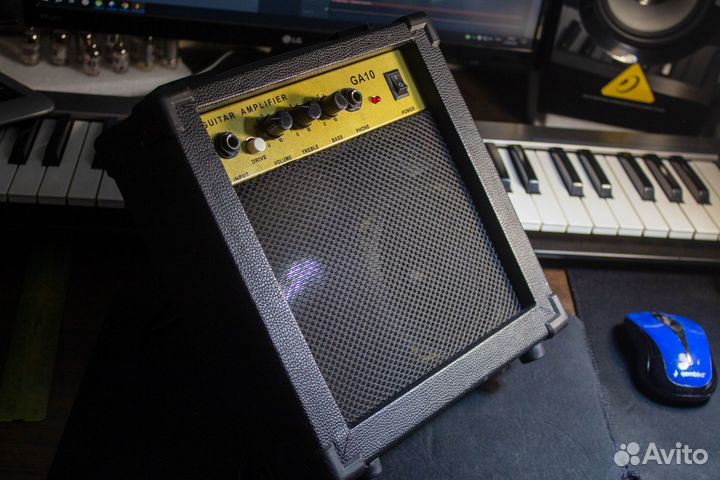 RockEt GA-10 - Гитарный комбоусилитель, 10Вт