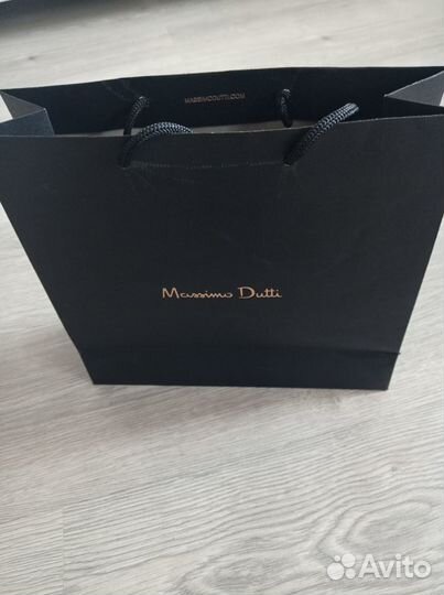 Пакеты Massimo Dutti, Reebok, Zara, WomenSecret