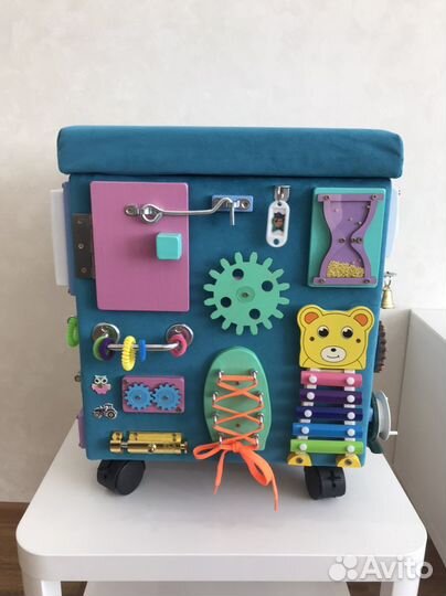 Бизиборд-Пуфик