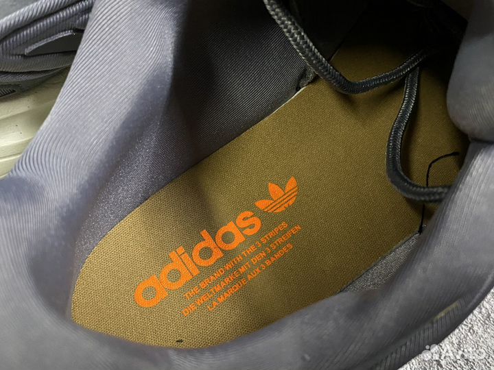 Кроссовки Adidas Ozelia Grey