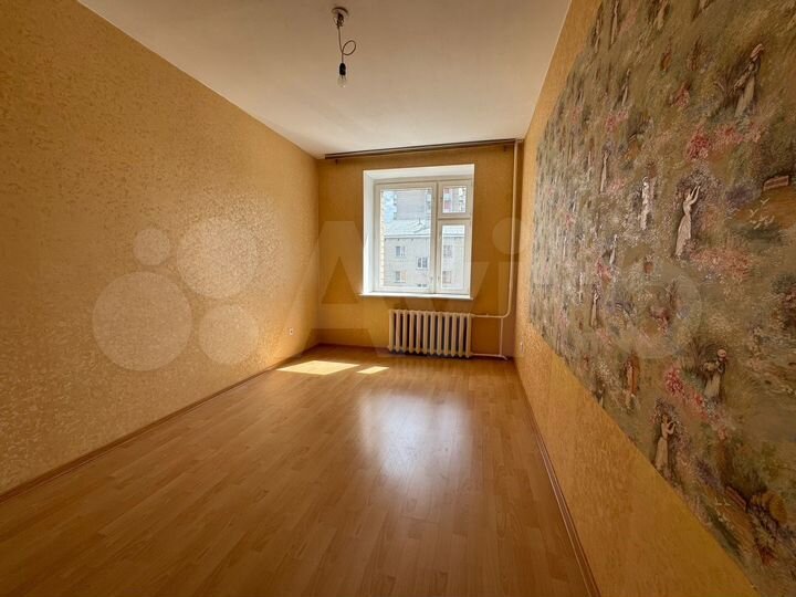 3-к. квартира, 80 м², 5/8 эт.