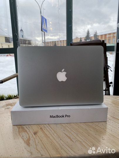 Apple MacBook Pro (Retina, 13- inch, Early 2013)
