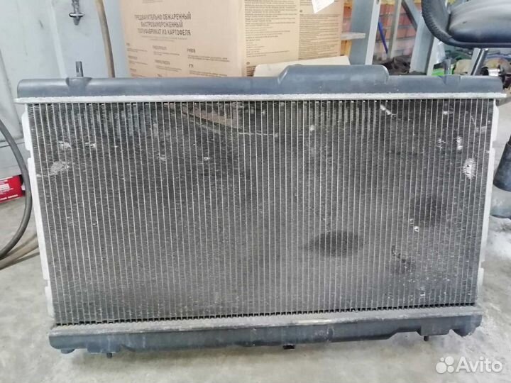 Радиатор охлаждения subaru legacy