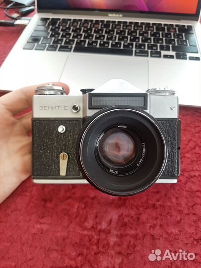 Пленочный фотоаппарат Зенит-Е рабочий