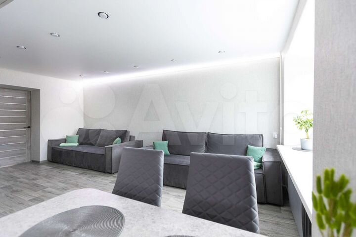 1-к. квартира, 43 м², 2/5 эт.