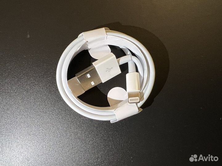 Кабель для зарядки iPhone