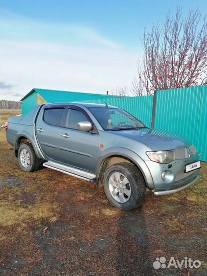 Mitsubishi L200 2.5 AT, 2007, 245 000 км
