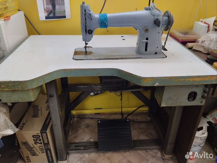 Швейная машина