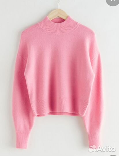 Куртка, джемпер и шапка