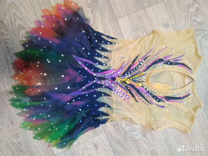 Гимнастический купальник для выступлений