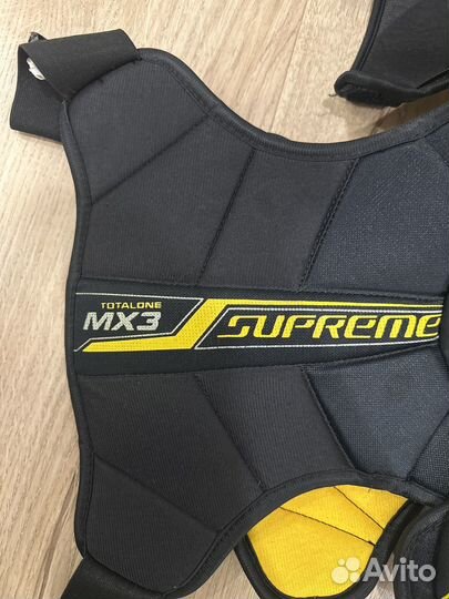 Нагрудник хоккейный bauer supreme mx3 total one