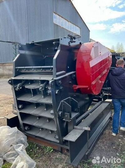 Щековая дробилка с96