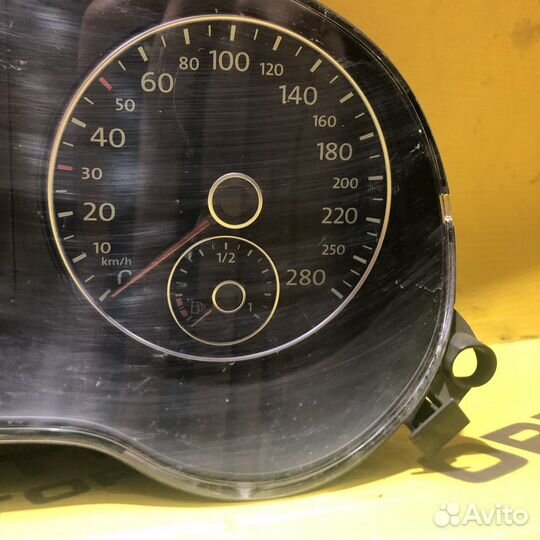 Приборная панель Volkswagen Jetta 6