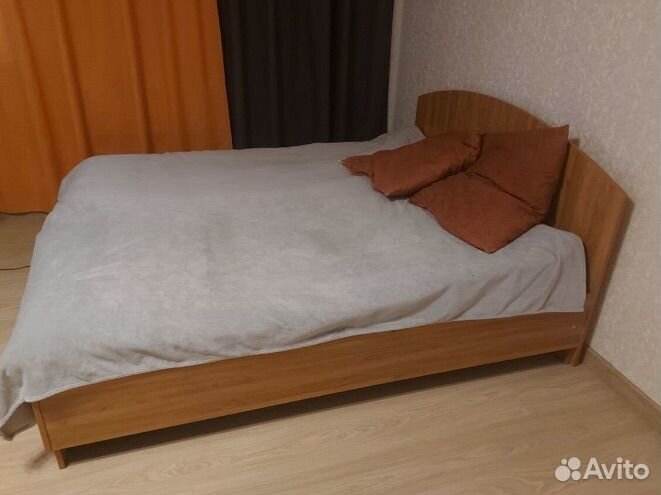 Мебель бу.Кровати,шкафы,тумбы,столы и т.д