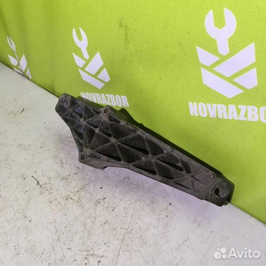 Кронштейн двигателя левый бмв Е46