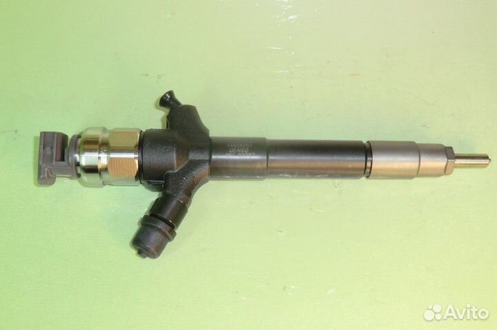 Форсунка топливная 4D56U DiD pajero 1465A257