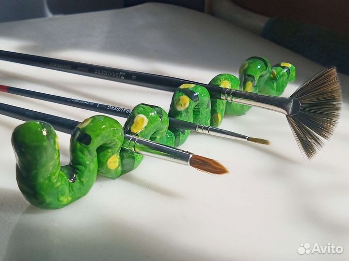 Держатель для кистей ручной работы глина