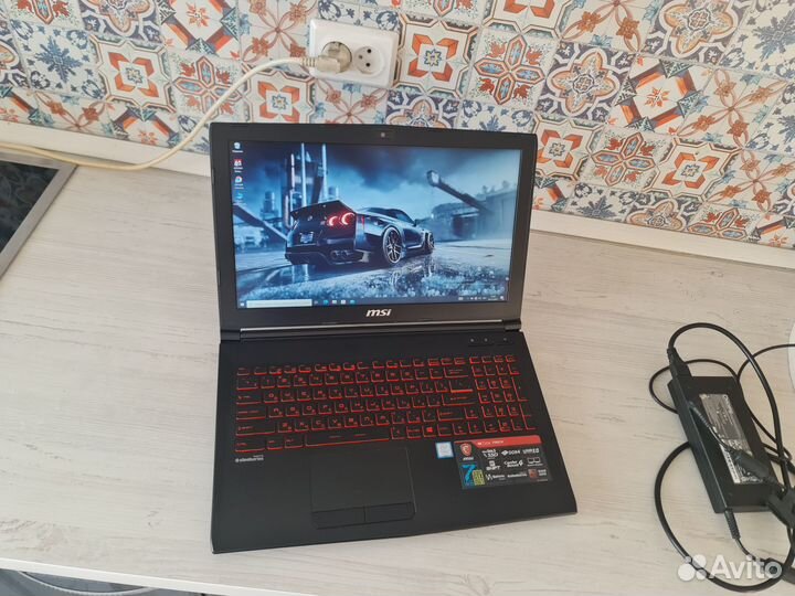 Игровой ноутбук MSI Core i7 GTX 1050 Ti - 4 гб
