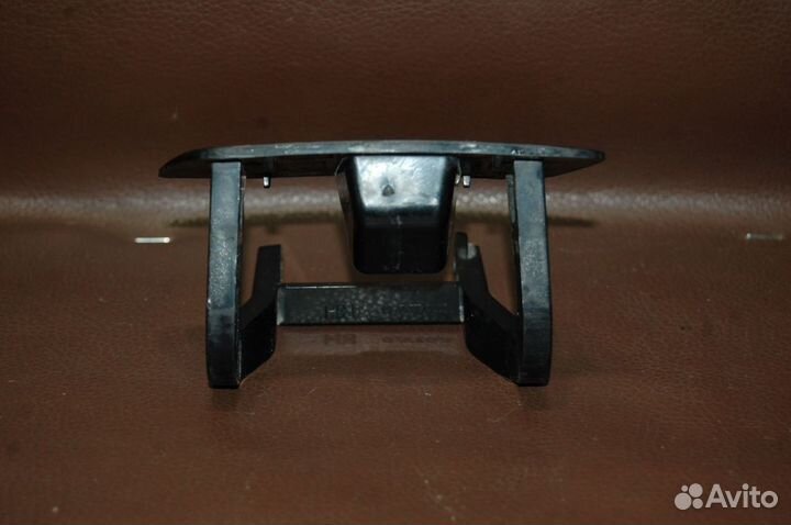 Крышка омывателя фар правая-Volvo V90 2 (2016-20)