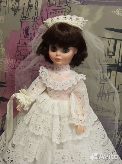 Винтажная кукла Vogue