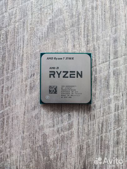 Процессор AMD Ryzen 7 3700X
