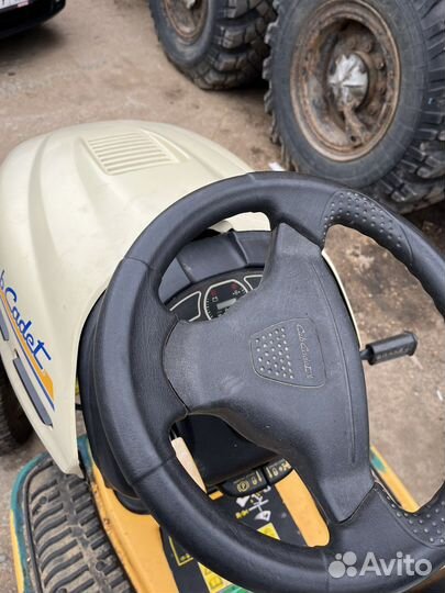 Мини-трактор CUB CADET XT1, 2015