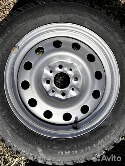 Powertrac Snow March Stud 175/65 R14